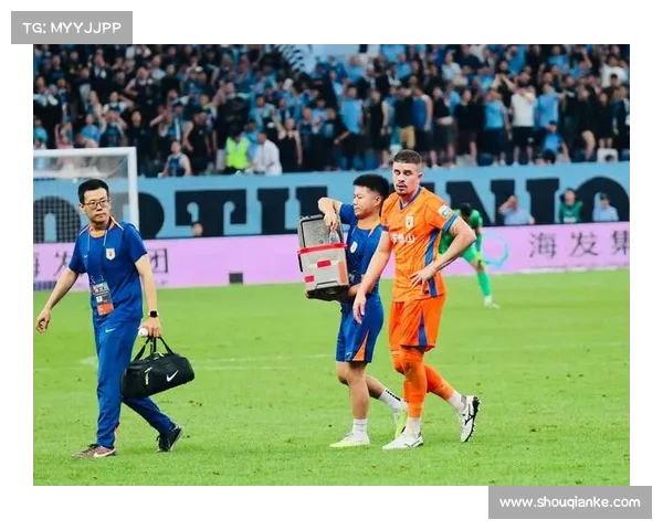南安普顿主帅:比利时小球队也依赖FM和德转数据工具分析 南安普顿主帅:比利时小球队也依赖FM和德转数据工具分析